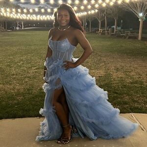 Elegant Light Blue Evening Gown